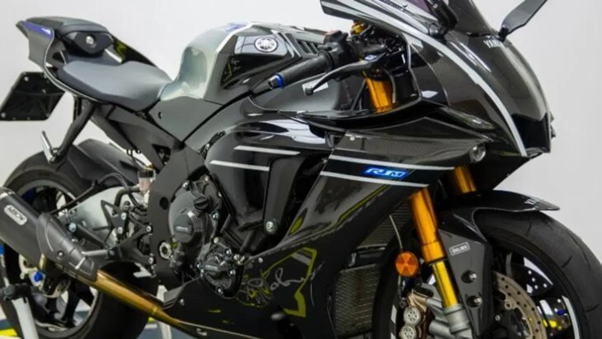 Yamaha YZF R1M (2020 - 25)  (2)