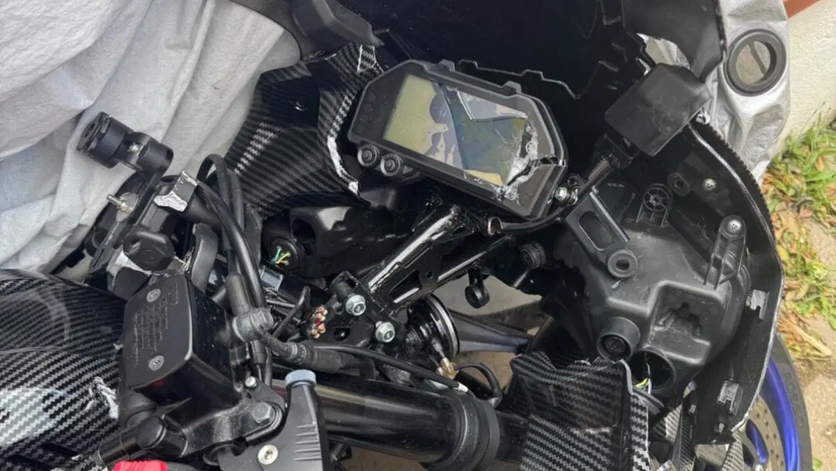 Yamaha YZF R3 (2021 - 24)  (3)