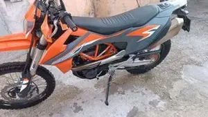 KTM 690 Enduro R (2021)  (2)