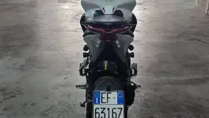 MV Agusta Turismo Veloce 800 Lusso (2014 - 16)  (4)