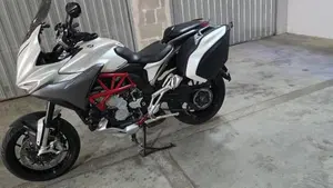 MV Agusta Turismo Veloce 800 Lusso (2014 - 16)  (13)