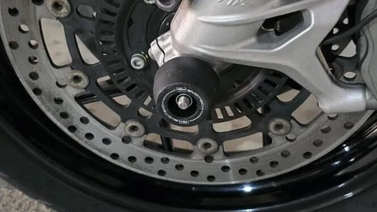 MV Agusta Turismo Veloce 800 Lusso (2014 - 16)  (15)