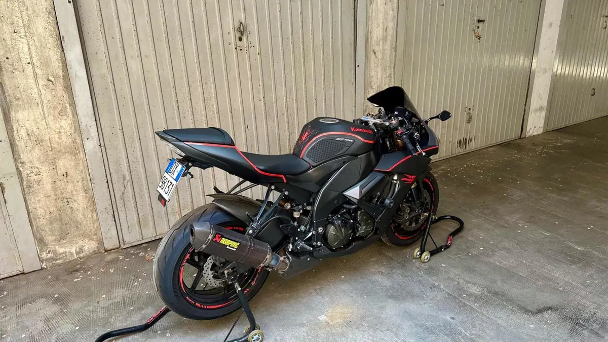Kawasaki Ninja 1000 ZX-10R (2010 - 11)  (5)