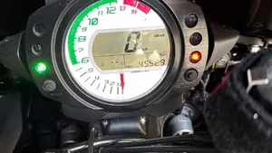 Kawasaki Ninja 1000 ZX-10R (2010 - 11)  (6)