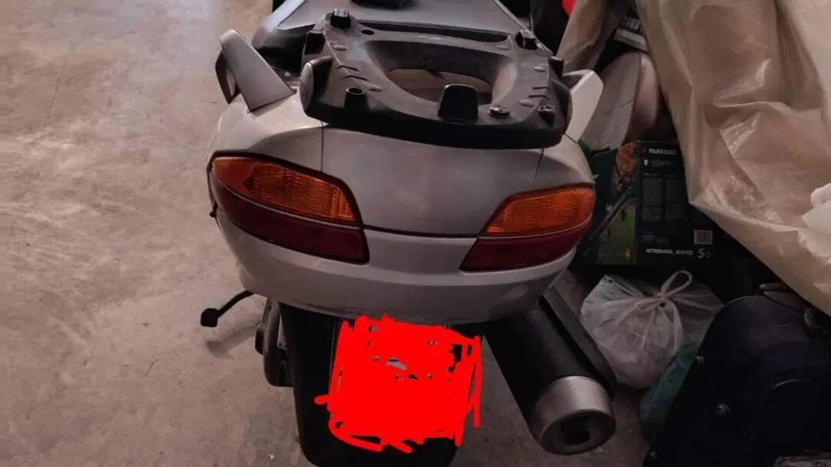 Suzuki Burgman AN 650 (2002 - 03)  (3)