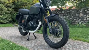 Brixton Motorcycles Cromwell 125 CBS (2021 - 26)  (4)