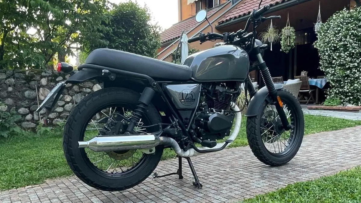 Brixton Motorcycles Cromwell 125 CBS (2021 - 26)  (5)