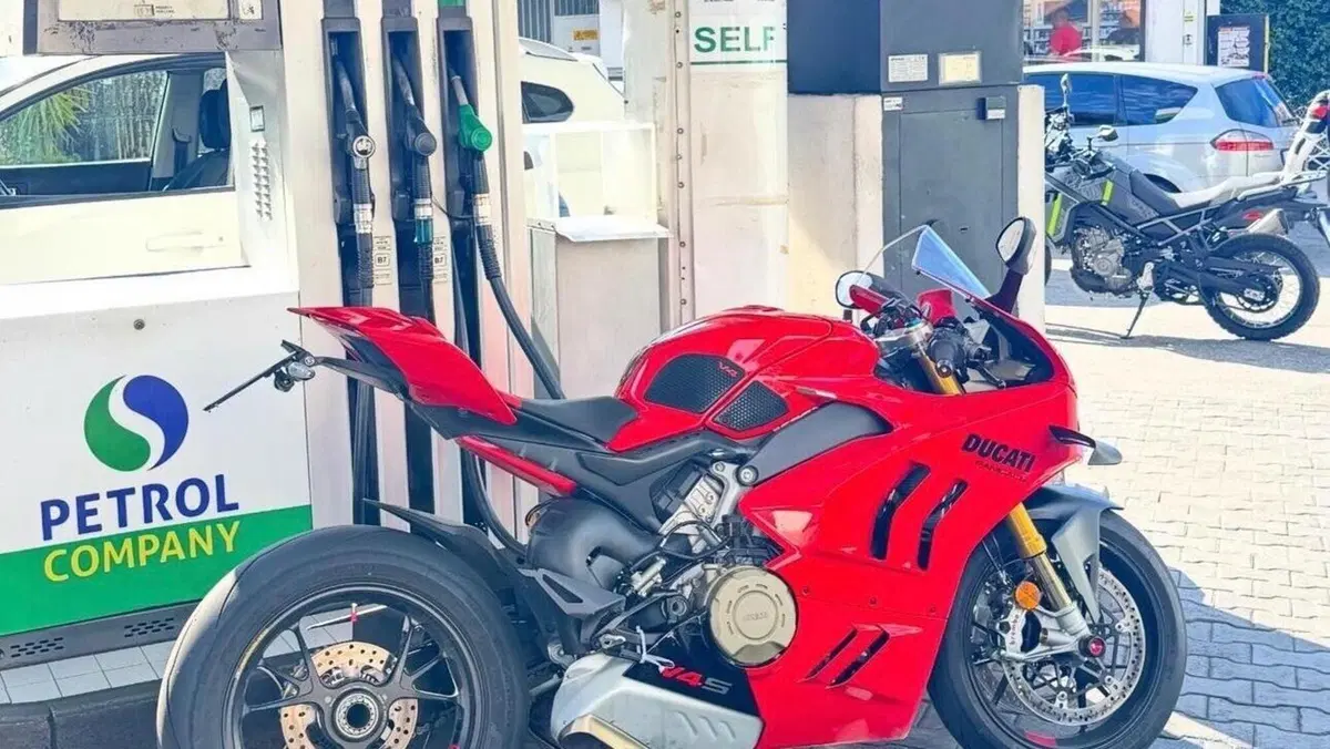 Ducati Panigale V4 S (2022 - 24)  (3)