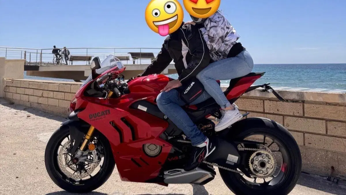Ducati Panigale V4 S (2022 - 24)  (5)