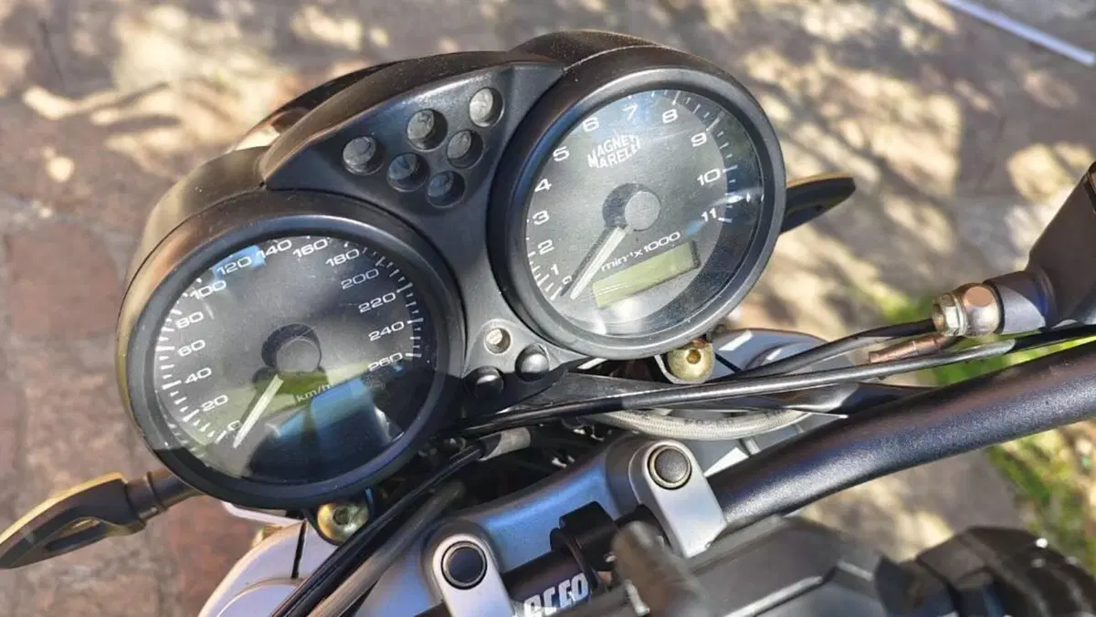 Ducati Monster 620 Dark (2003 - 06)  (11)