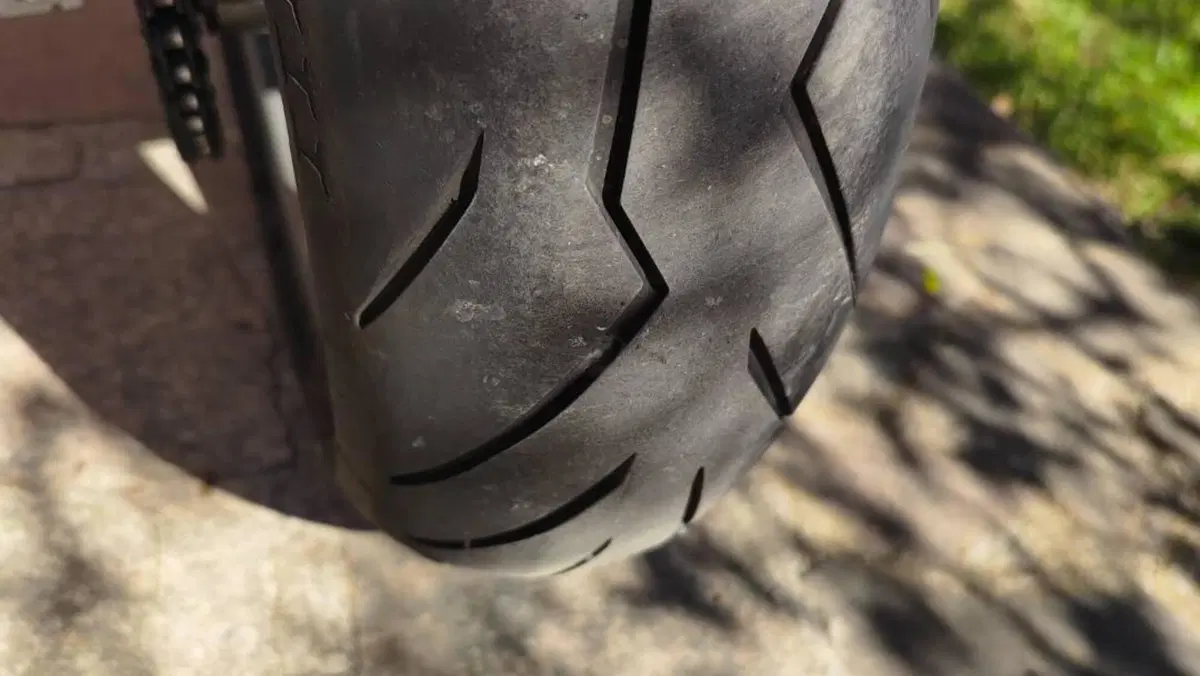 Ducati Monster 620 Dark (2003 - 06)  (13)