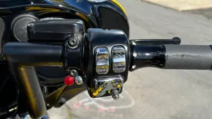 Harley-Davidson 1800 Street Glide (2014 - 15) - FLHXSE  (3)