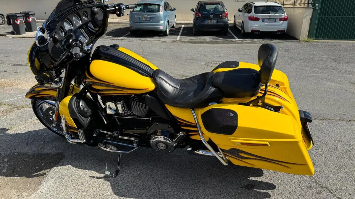 Harley-Davidson 1800 Street Glide (2014 - 15) - FLHXSE  (10)