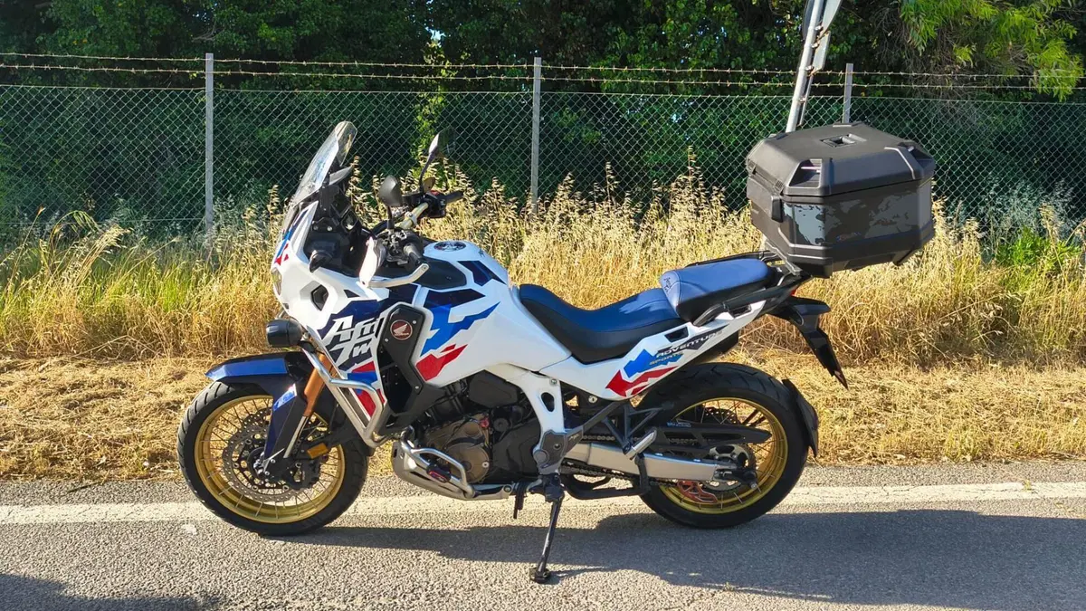 Honda Africa Twin CRF 1100L Adventure Sports DCT Travel Edition (2024 - 26)  (2)