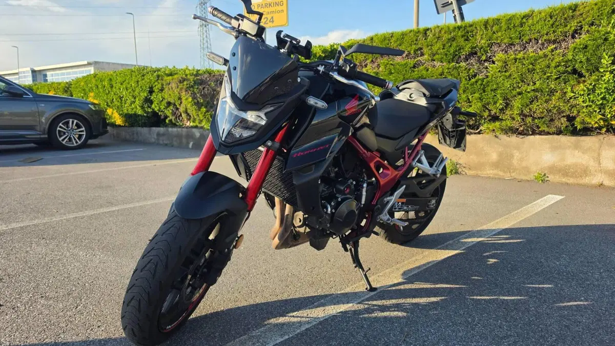 Honda CB 750 Hornet (2023 - 24)  (9)
