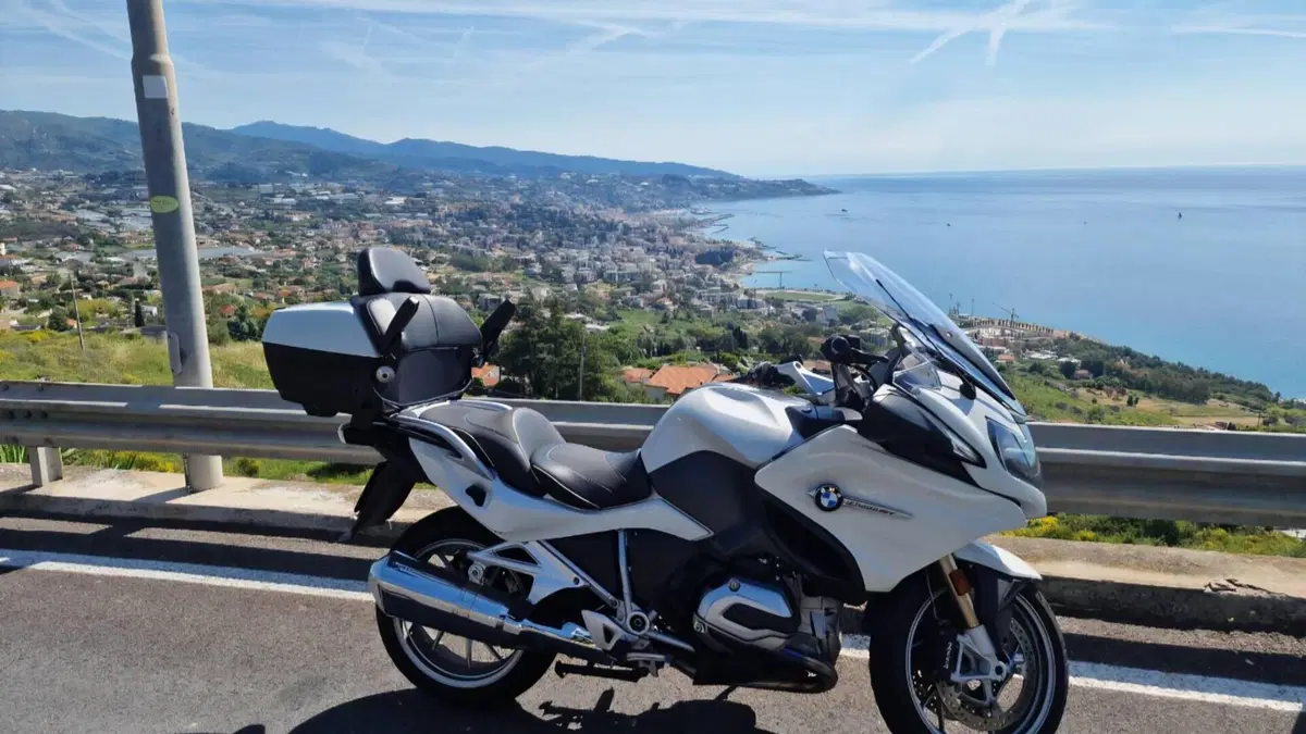 Bmw R 1200 RT (2017 - 18)  (2)