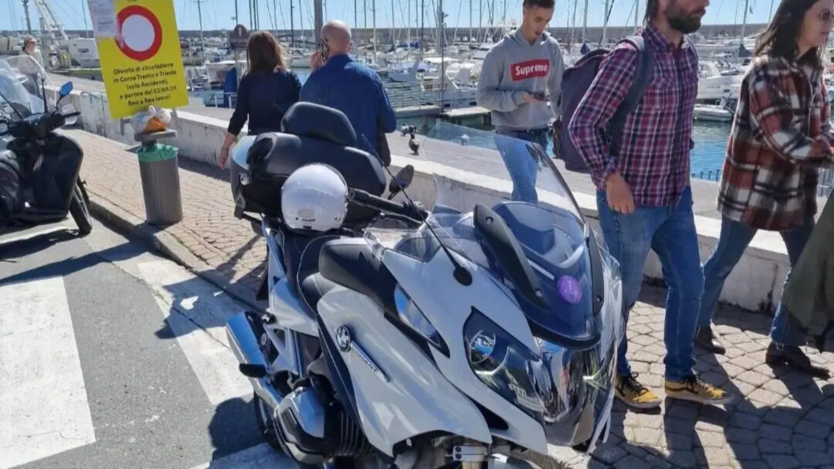 Bmw R 1200 RT (2017 - 18)  (17)