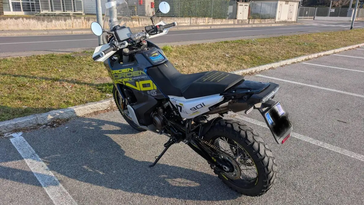 Husqvarna Norden 901 Expedition (2023 - 24)  (2)