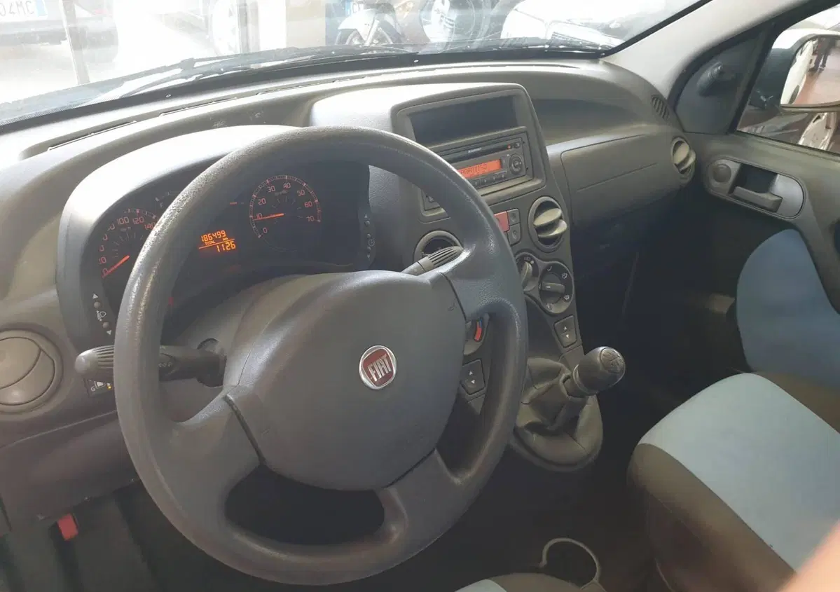 Fiat Panda 1.2 Dynamic (9)