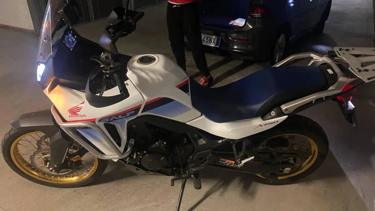 Honda Transalp XL750 (2023 - 24)  (2)