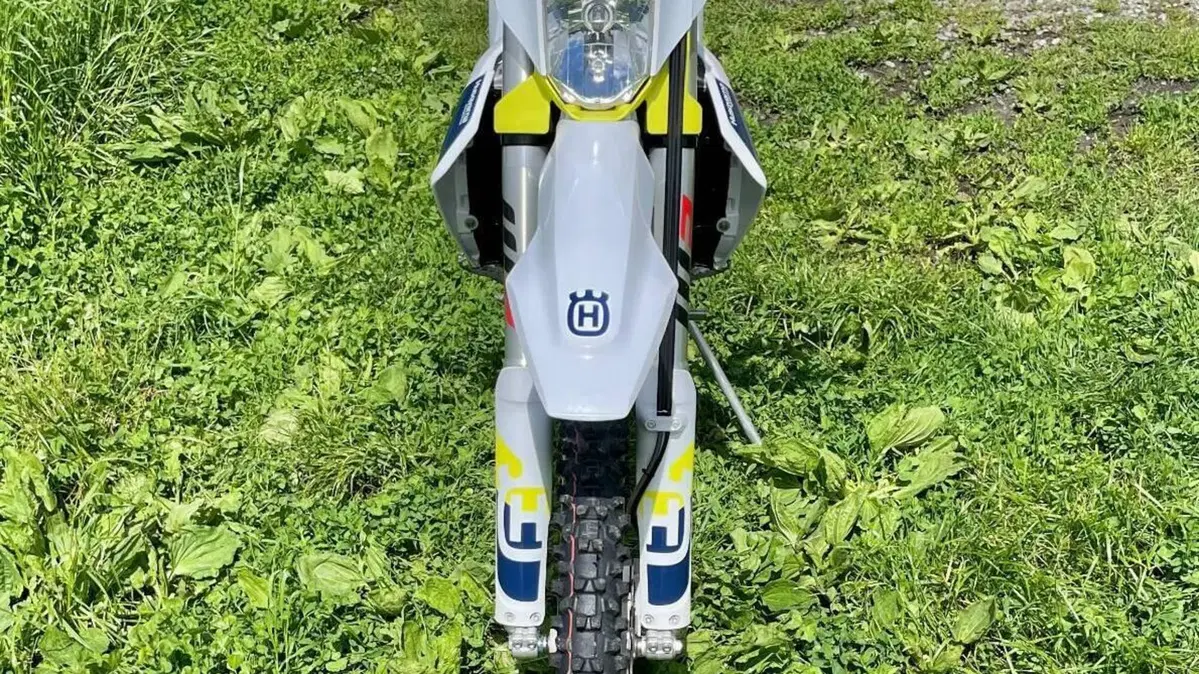 Husqvarna FE 250 (2023)  (3)