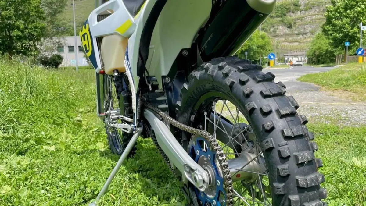 Husqvarna FE 250 (2023)  (6)