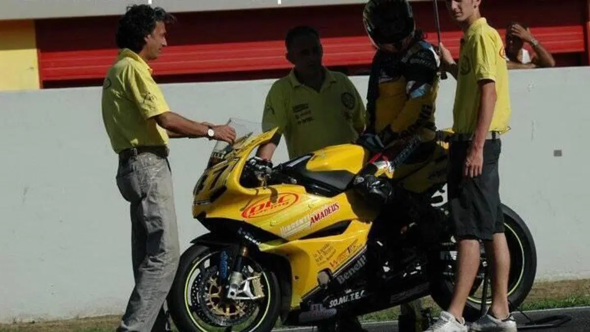 Benelli  