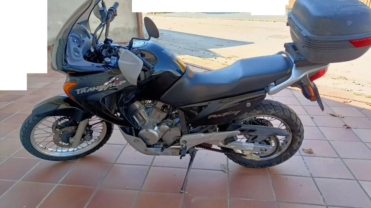 Honda Transalp XL 650V (2000 - 04) 