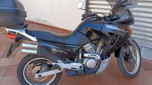 Honda Transalp XL 650V (2000 - 04)  (3)