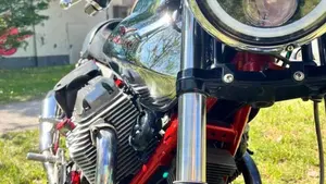 Moto Guzzi V7 Racer (2012 - 14)  (8)