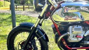 Moto Guzzi V7 Racer (2012 - 14)  (10)