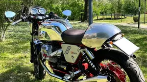 Moto Guzzi V7 Racer (2012 - 14)  (13)