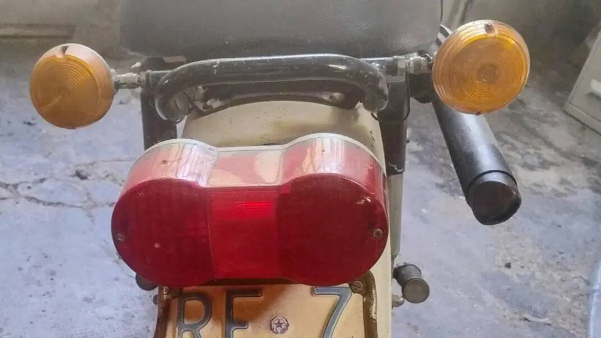 Suzuki   (3)