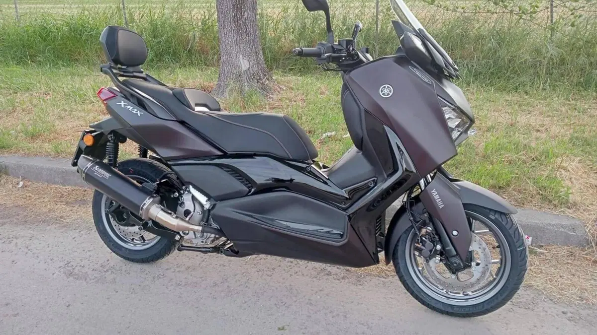 Yamaha X-Max 300 Tech Max (2021 - 24) 