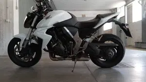 Honda CB 1000 R (2008 - 10)  (2)