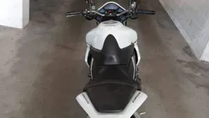 Honda CB 1000 R (2008 - 10)  (4)