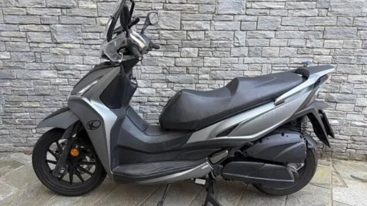 Kymco Agility 300i (2021 - 25)  (2)