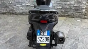 Kymco Agility 300i (2021 - 25)  (3)