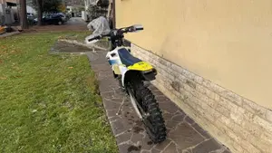 Husqvarna FE 350 (2024)  (9)