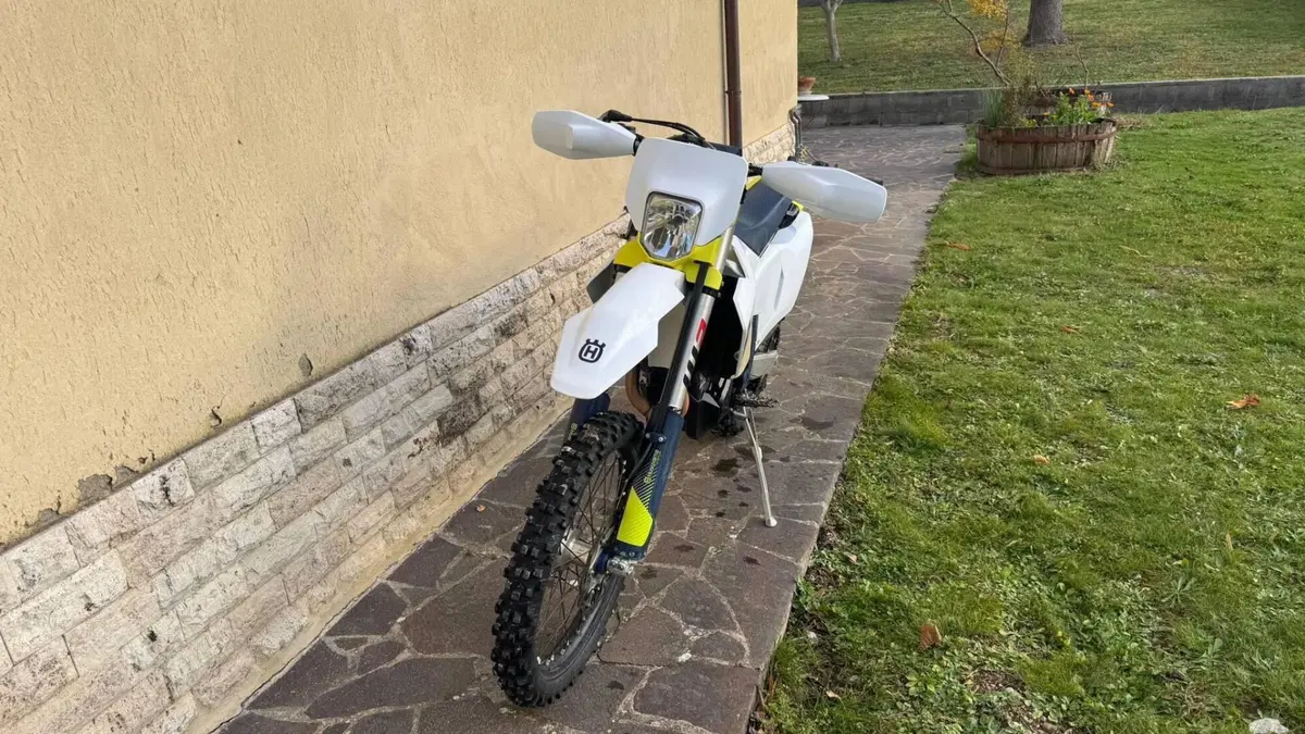 Husqvarna FE 350 (2024)  (12)
