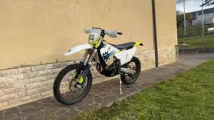 Husqvarna FE 350 (2024)  (14)