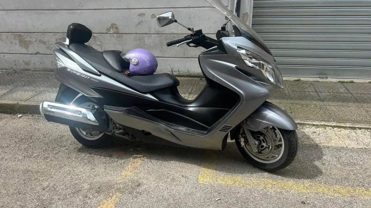 Suzuki Burgman AN 400 (2008 - 13) 