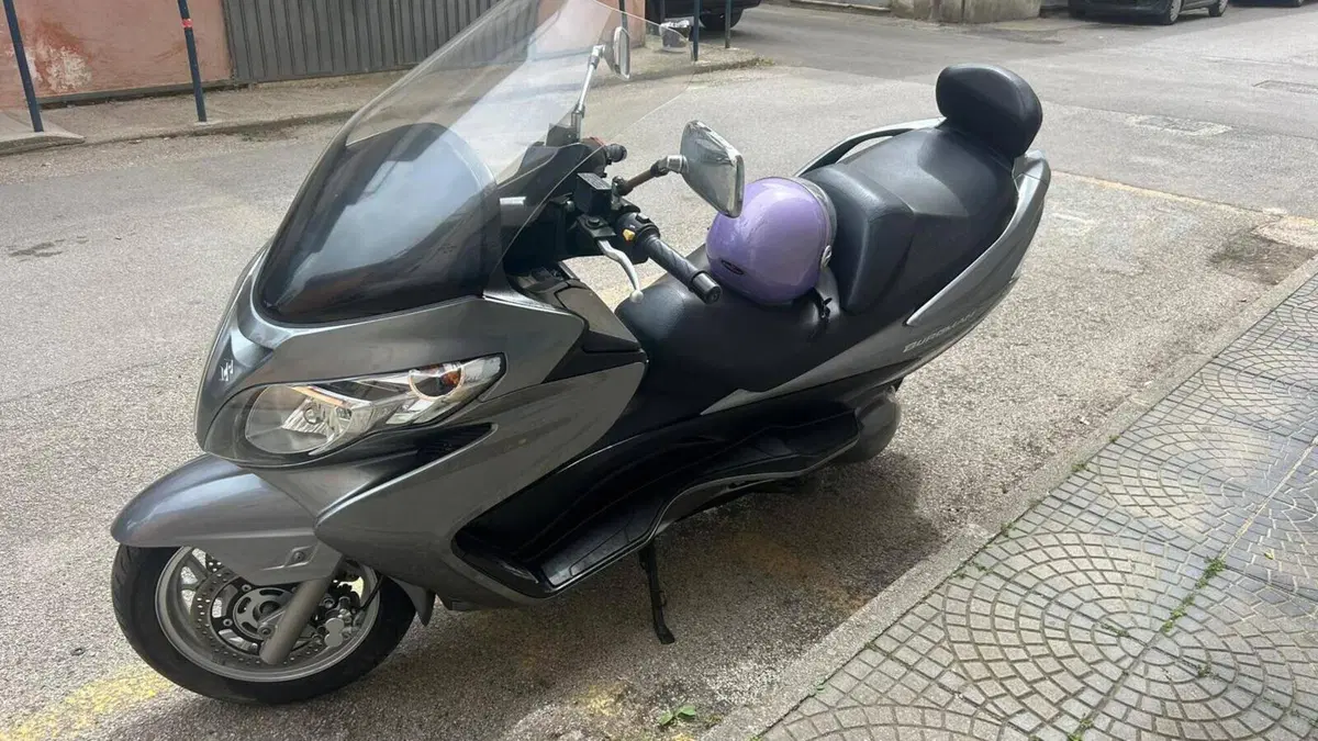 Suzuki Burgman AN 400 (2008 - 13)  (3)