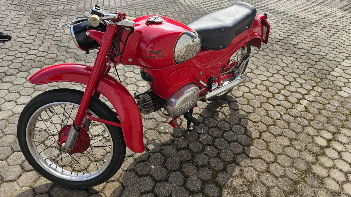 Moto Guzzi   (3)