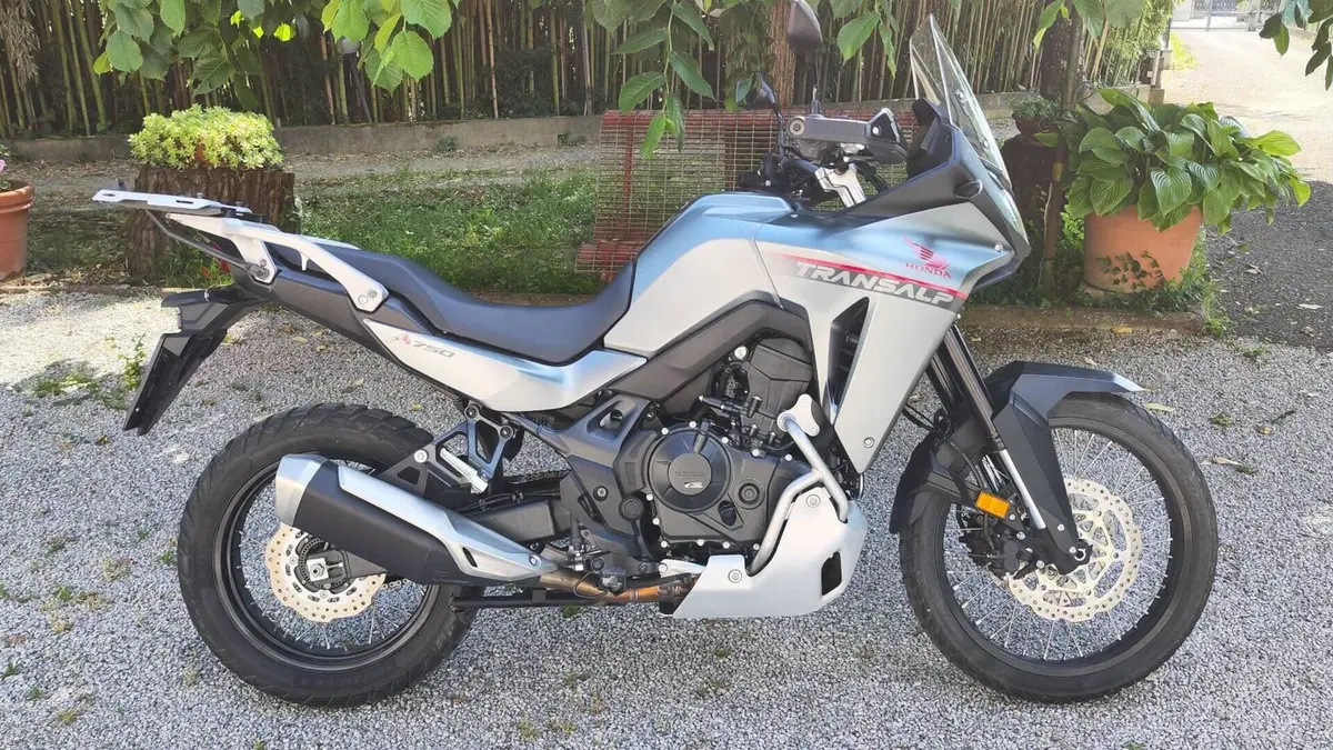 Honda Transalp XL750 (2023 - 24)  (2)