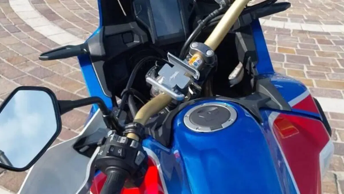 Honda Africa Twin CRF 1000L (2018 - 19)  (4)