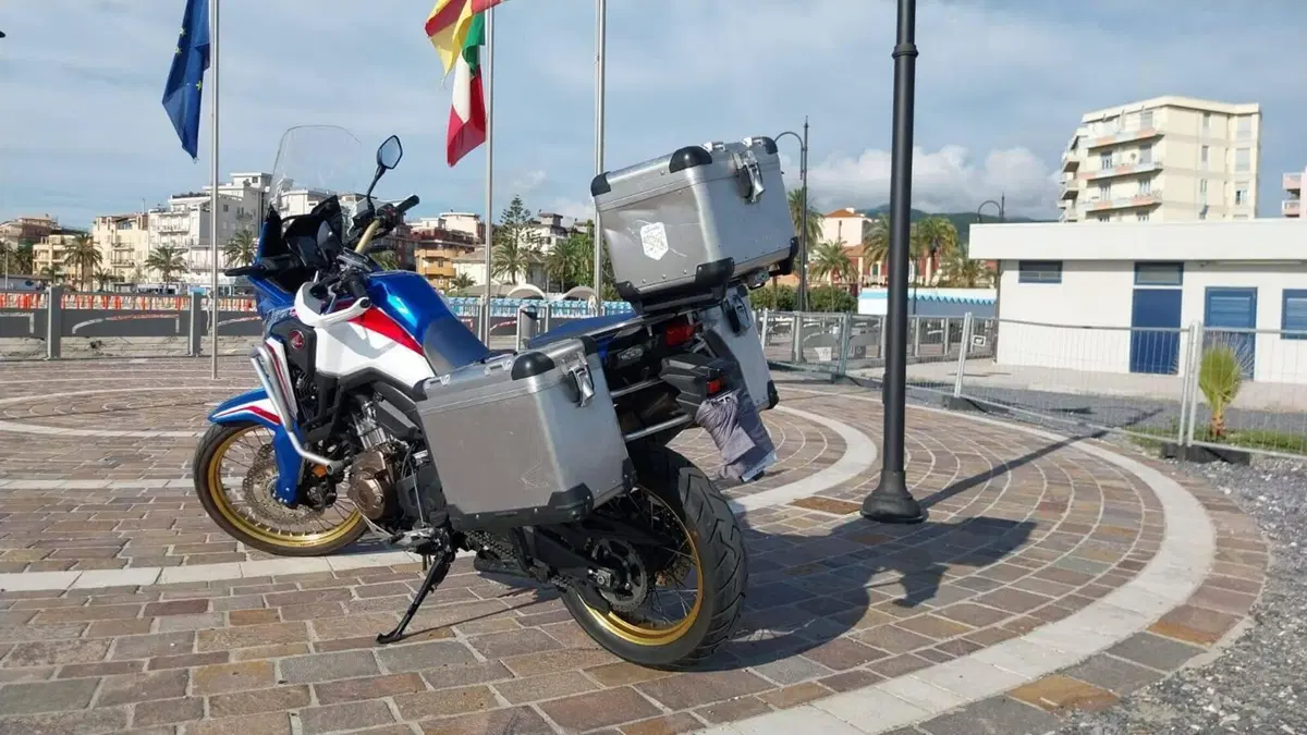 Honda Africa Twin CRF 1000L (2018 - 19)  (6)