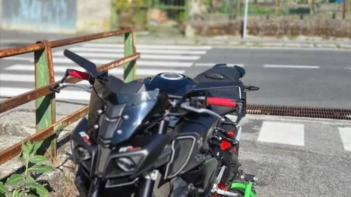 Yamaha MT-10 (2017 - 20)  (2)