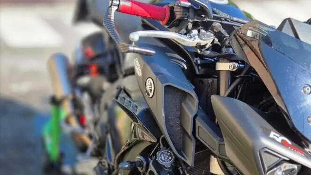 Yamaha MT-10 (2017 - 20)  (4)