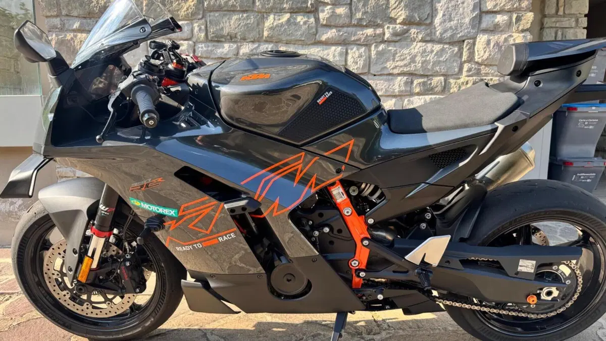 KTM 990 RC R (2026) 